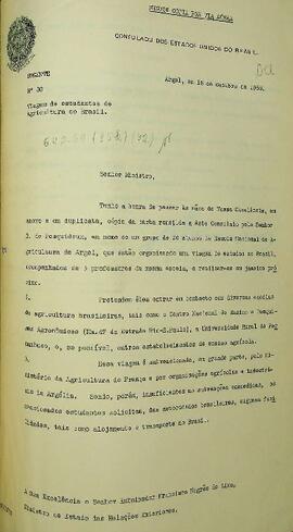 Ofício original enviado por Mario Wright de Miranda Pacheco (s.d.), Cônsul do Brasil em Argel, para Francisco Negrão de Lima (1901-1981), Ministro das Relações Exteriores, em 18 de outubro  de 1958, encaminhando uma carta, em nome da Escola Nacional de Agricultura de Argel, na qual um grupo de estudantes e professores argelinos, estão organizando uma viagem de estudos ao Brasil, solicitando auxílio das autoridades brasileiras com os custos de estadia. Anexo em francês.