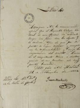 Ofício de 21 de novembro de 1823, enviado por Juan Machado para Manuel Royano, sinalizando o envi...
